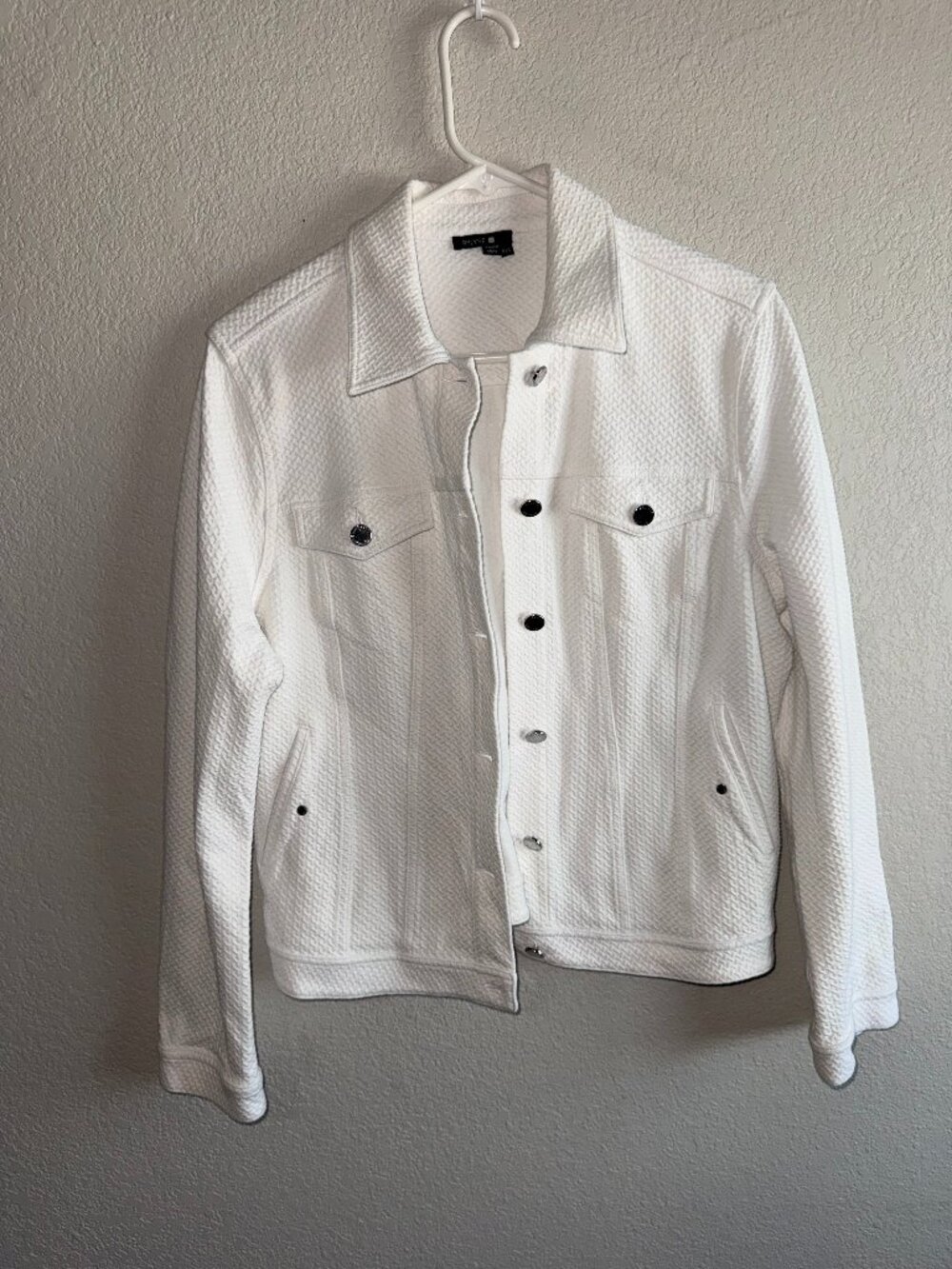 Bylyse White Textured Knit Jean Style Jacket Sz L / G